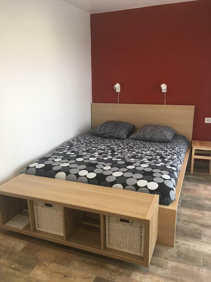 Bed and Breakfast Les Condamines Antoingt Экстерьер фото